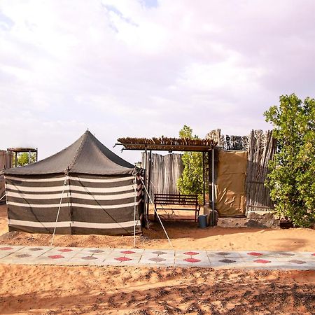 Wahiba Bedouin Rustic Camp Hotel Bidiya Bagian luar foto