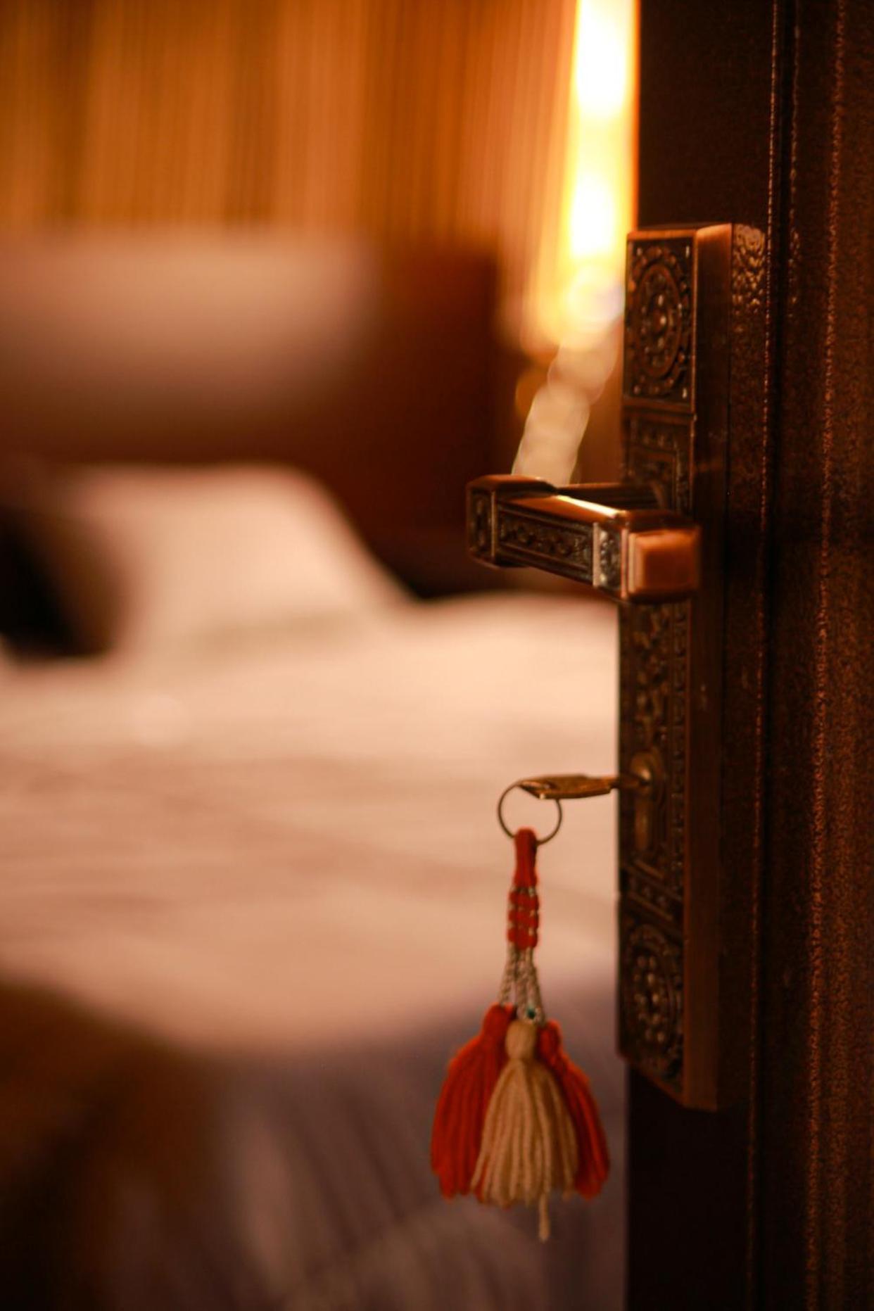 Wahiba Bedouin Rustic Camp Hotel Bidiya Bagian luar foto