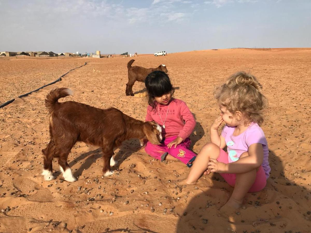 Wahiba Bedouin Rustic Camp Hotel Bidiya Bagian luar foto